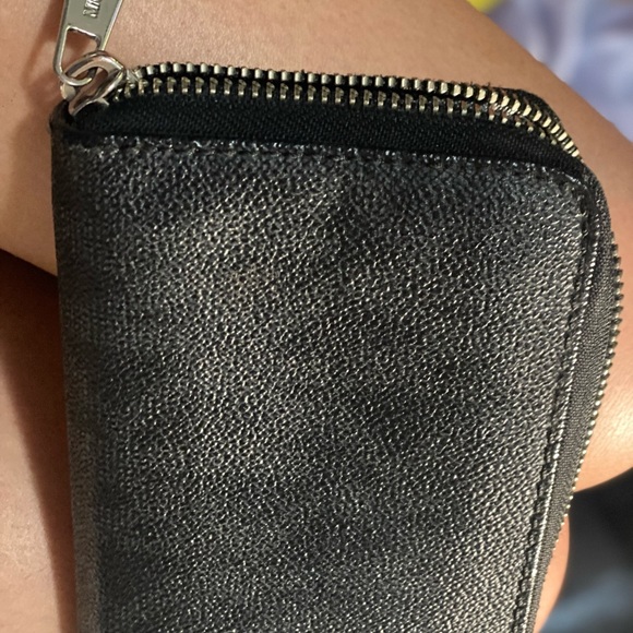 Michael kors wallet - Picture 10 of 13